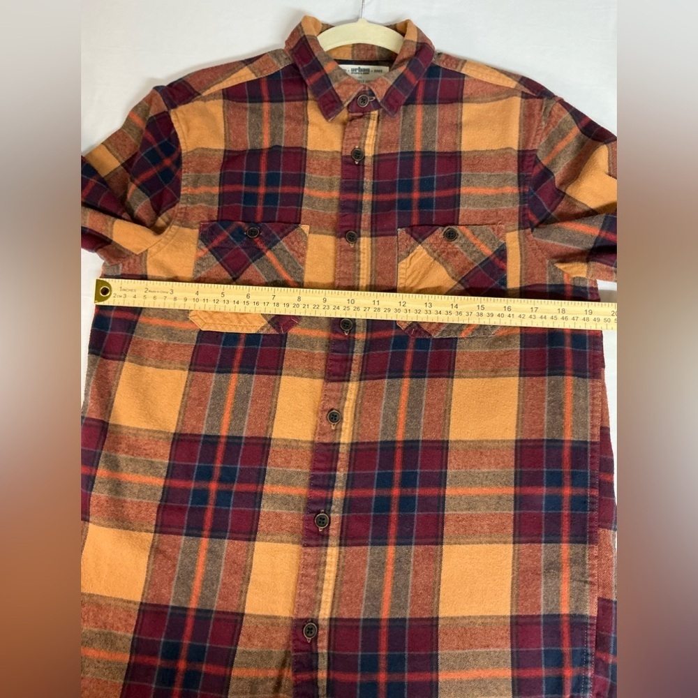 Urban Pipeline "Ultimate
Flannel" Plaid Long Sleeve Button
Down Shirt Size S - Picture 6 of 8